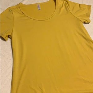 Classic Tee Lularoe M